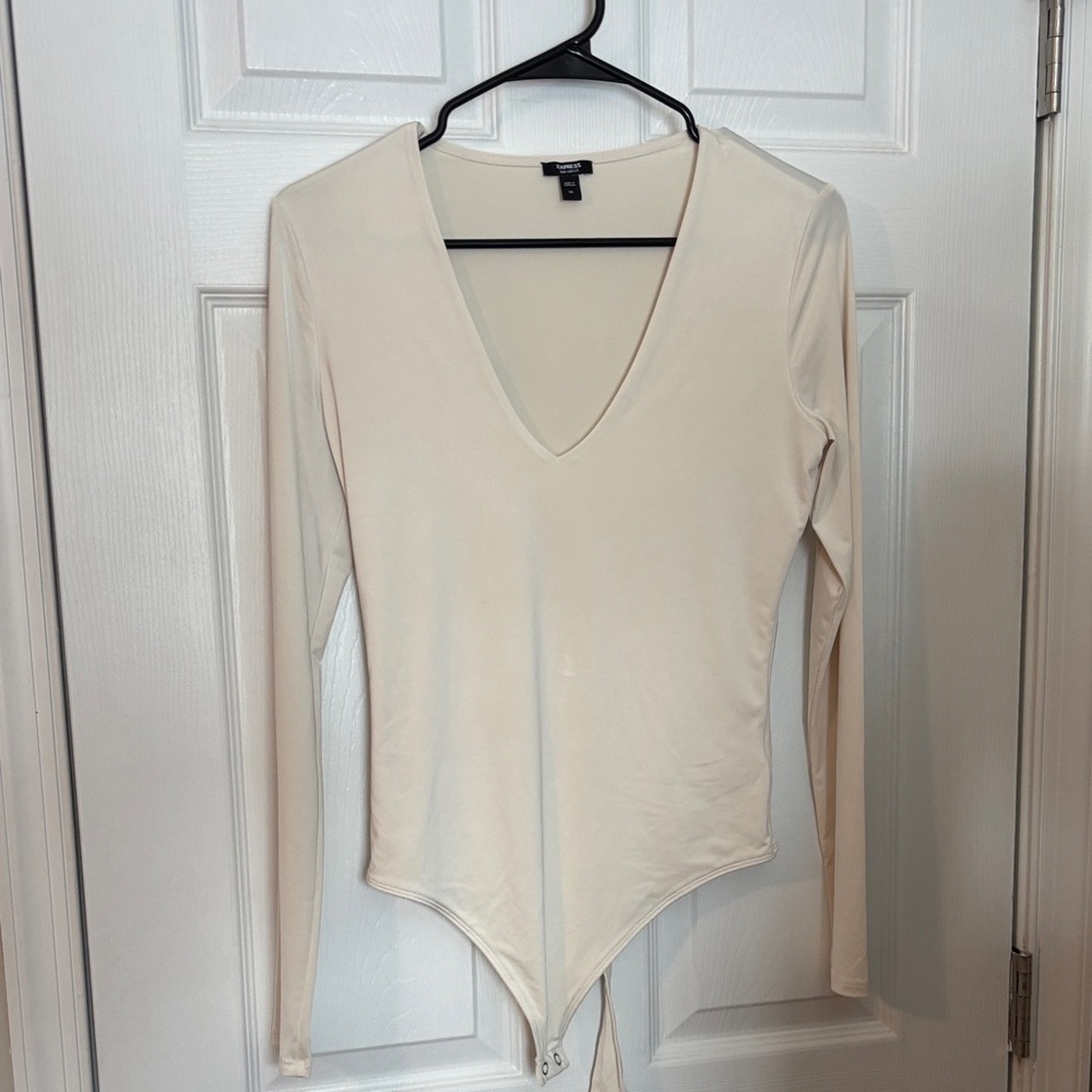 Express Cream V-Neck Long Sleeve body suit
